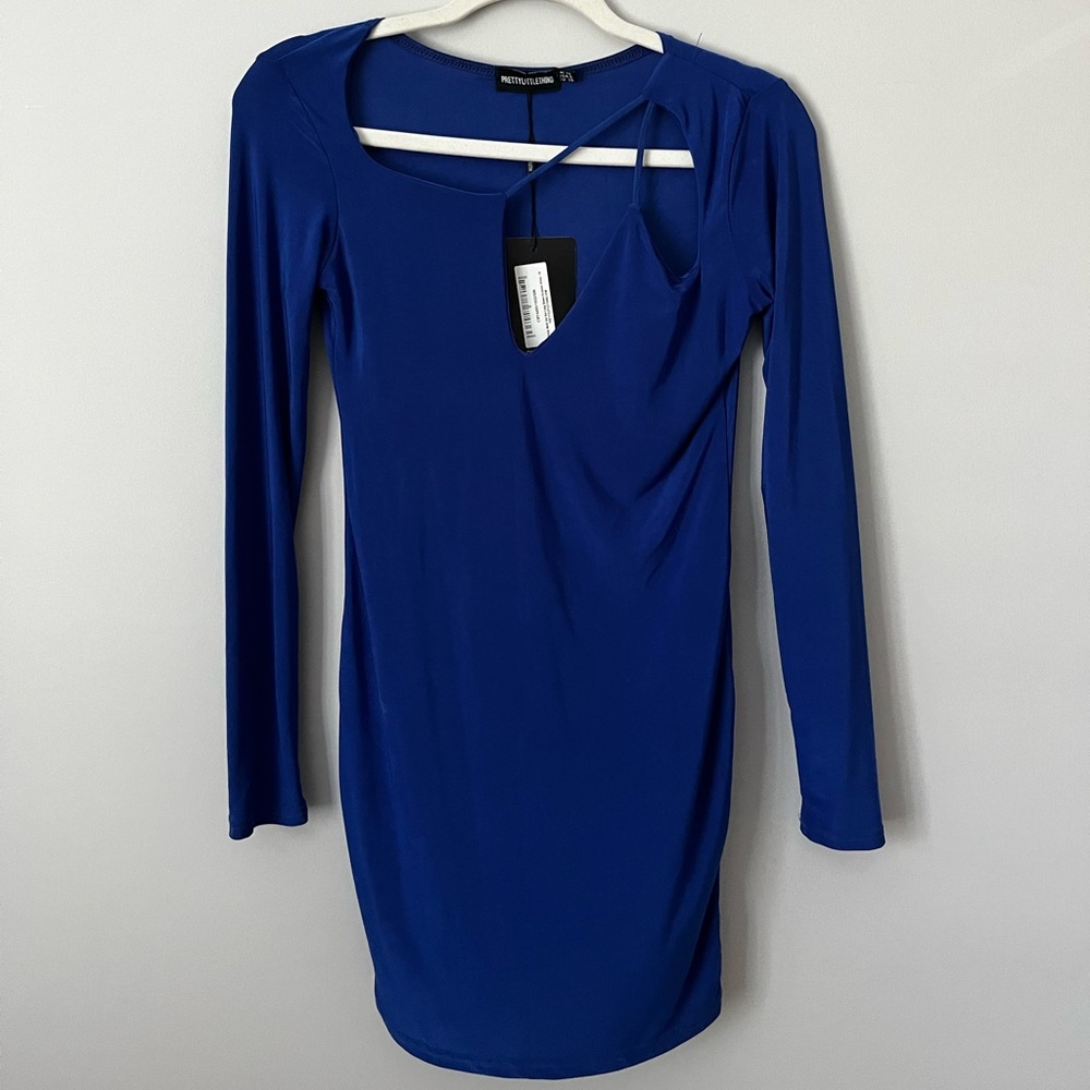 PRETTYLITTLETHING Blue Cutout Long Sleeve Mini Dress